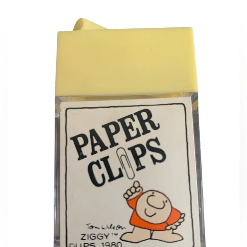Vintage 1980 Ziggy Paper Clip Holder Tom Wilson Comic Strip Art Paperclips Rare